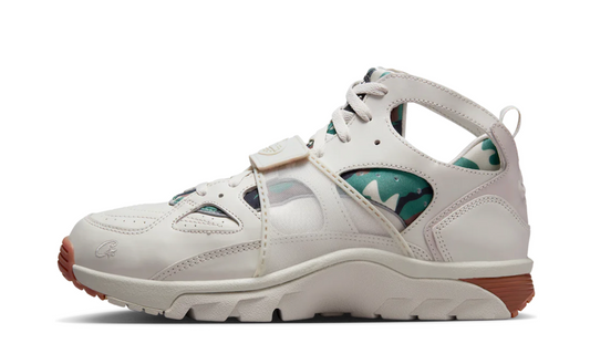 Nike Air Huarache SP Corteiz Light Bone