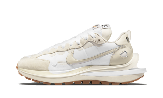 Nike Vaporwaffle Sacai Sail Gum